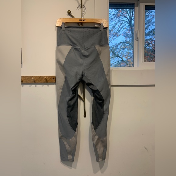 Nike Dri-fit full length high waisted leggings - Picture 3 of 3